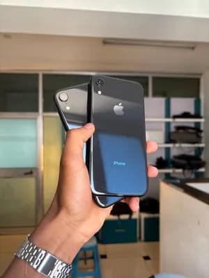 Apple iPhone XR 64GB
