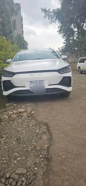 BYD E2 Electric Automatic 2024