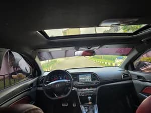 Hyundai Avante Sport