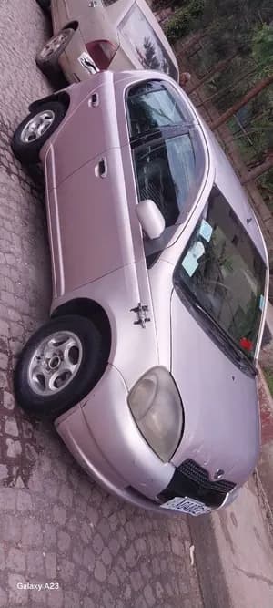 Toyota Vitz 2001 1.0L