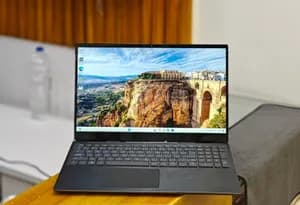Dell Inspiron 7506 i7 16GB 512GB
