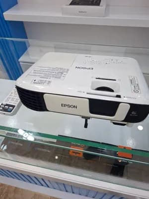 Epson EB-S41 Projector
