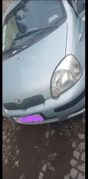 Toyota Vitz 2004