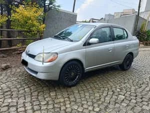Toyota Platz 2001 1.0L
