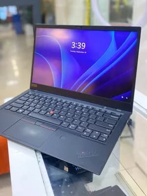Lenovo ThinkPad X1 Carbon Laptop