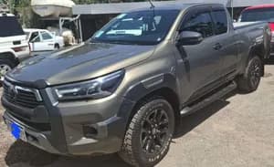 Toyota Invincible Extra Cab 2021