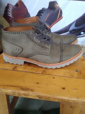 Girrto Lightweight Leather Boots Size 42
