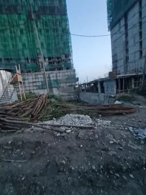 የሚሸጥ ቦታ 600 ካሬ G+12