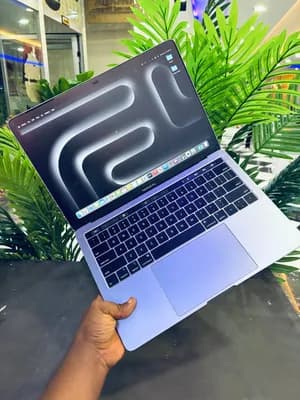 Apple MacBook Pro 2019 13-inch