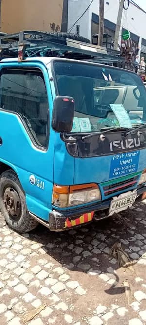 Isuzu Duda 2001 Truck