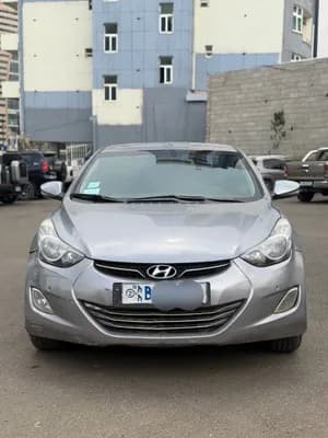 Hyundai Avante 2013 1.6L used