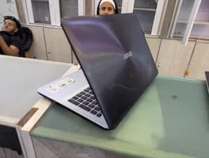Asus Laptop 8GB RAM 1TB