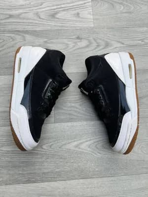 Jordan 3 Sneakers