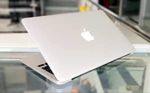 Apple Macbook air 2015