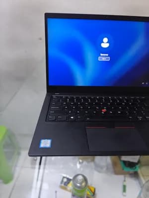 Lenovo ThinkPad X1 Carbon i7 Touchscreen