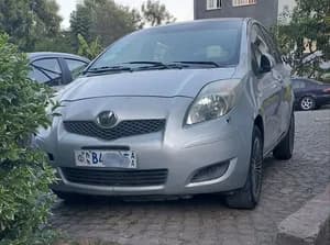 Toyota Yaris Compact 2010