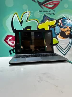 Asus Vivobook Core i3 Laptop