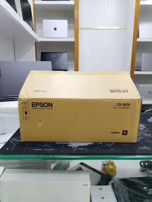 Brand New Epson Projector CB-W06