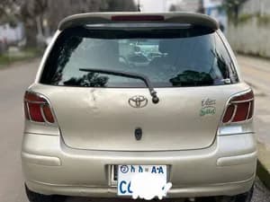 Vitz 2004