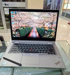 Lenovo ThinkPad Yoga X380 Laptop