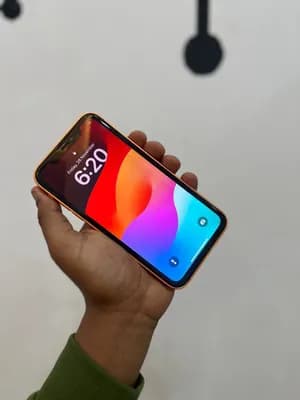 iPhone XR 64GB with 17 Pro Max Body