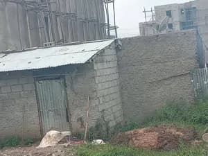 250 ካሬ
