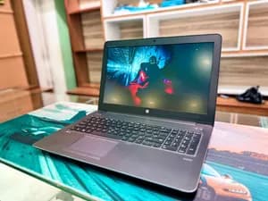 HP ZBook Firefly i7 16GB 512GB