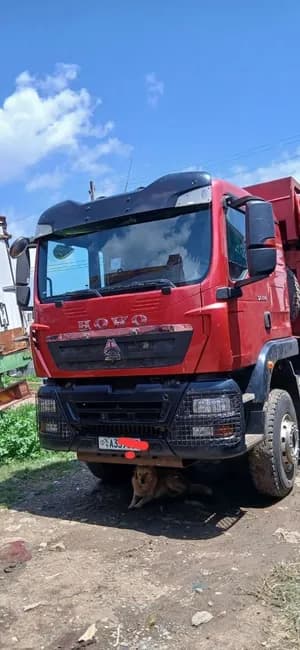 Sinotruk HOWO TX 336 Truck