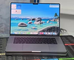 Apple MacBook Pro M1 Max 16-inch
