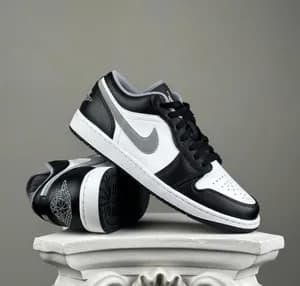 Nike Air Jordan 1 Low Shadow Toe