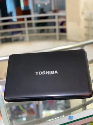 Toshiba 15" 500GB 4GB Laptop Used