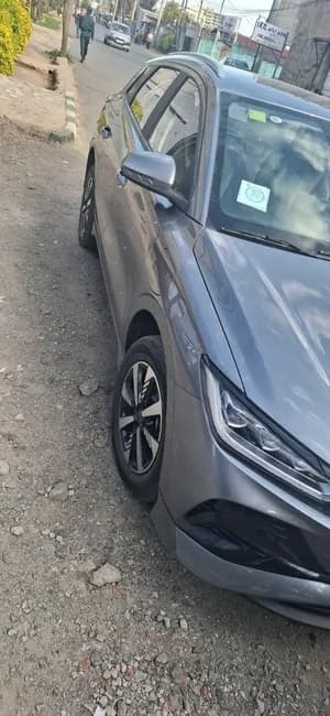 BYD E2 Full Option 2025