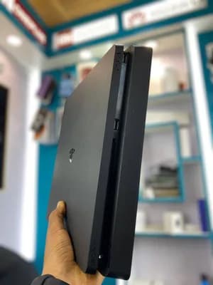 Sony PlayStation 4 Slim 1TB