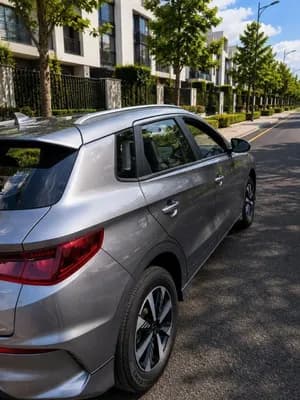 BYD E2