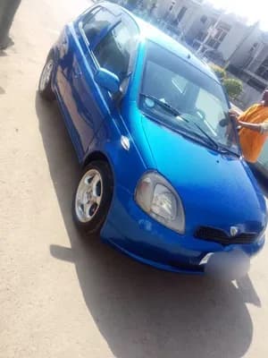 Toyota Vitz 2002