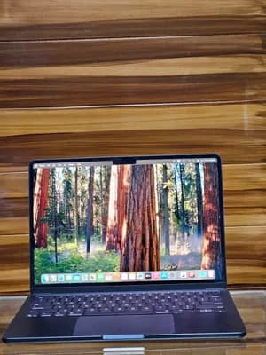 Apple MacBook Air M4 2025