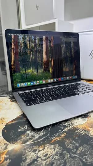 Apple MacBook Air M1 8GB 256GB
