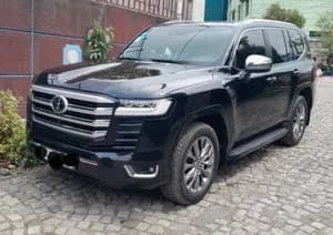 Toyota Land Cruiser VXR 2022