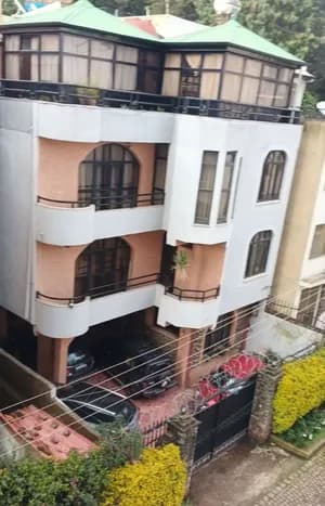 B+G+2 175 ካሬ