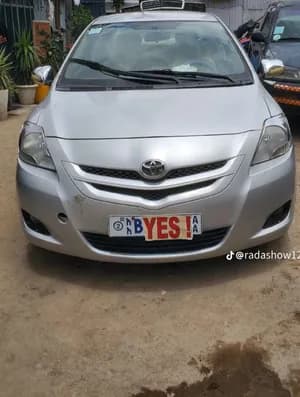 Toyota Yaris Belta 1.0 L 2007