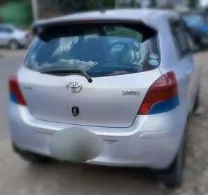 Toyota Yaris Compact 2010 1.0L