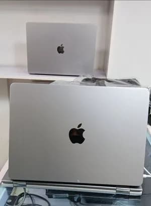 Apple MacBook Air M2 2022