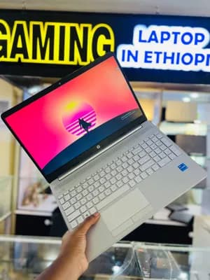 HP Notebook i5-11th 512GB 16GB