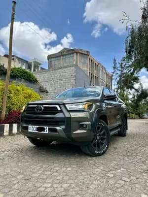 Toyota Hilux Invincible X 2021