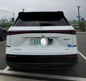 Toyota BZ3X (640 LONGRANGE + Smart Drive Edition) 2025
