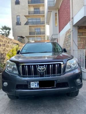 Toyota Land Cruiser Prado 2013