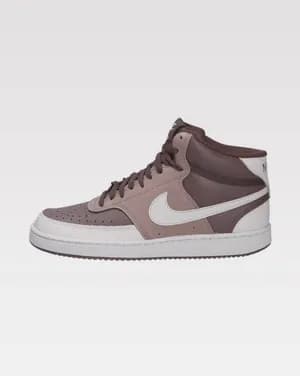 NIKE COURT