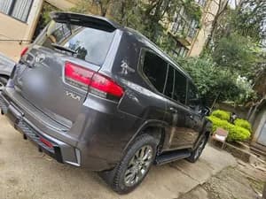 Toyota LandCruiser 7th Generation VXR