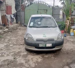 Toyota Vitz Yaris 1999