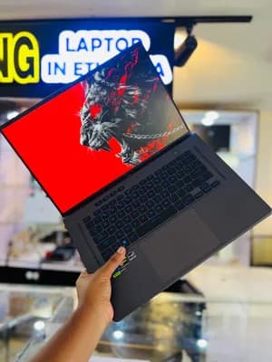 Asus ROG Zephyrus G16 16GB RAM 1TERA SSD